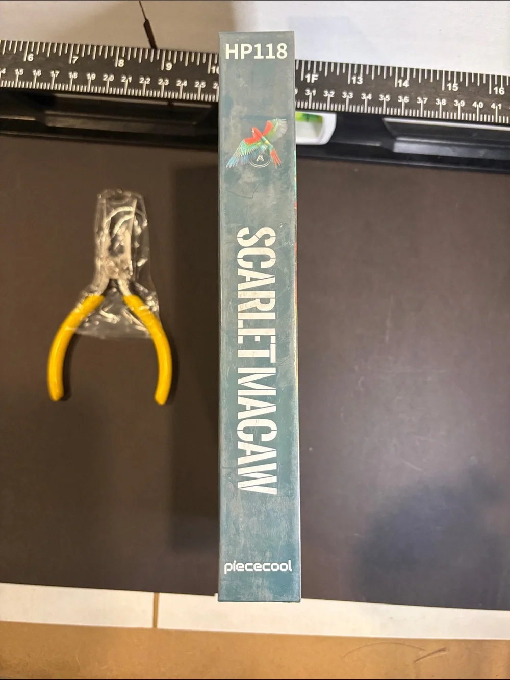 Scarlet Macaw 3D Metal Model Kit - Red & Green